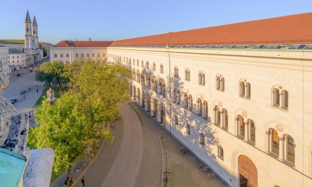 Đại học Ludwig Maximilian Munich dẫn đầu các trường đại học tốt nhất tại Đức năm 2018